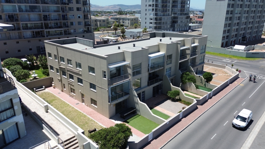 3 Bedroom Property for Sale in Beachfront Western Cape